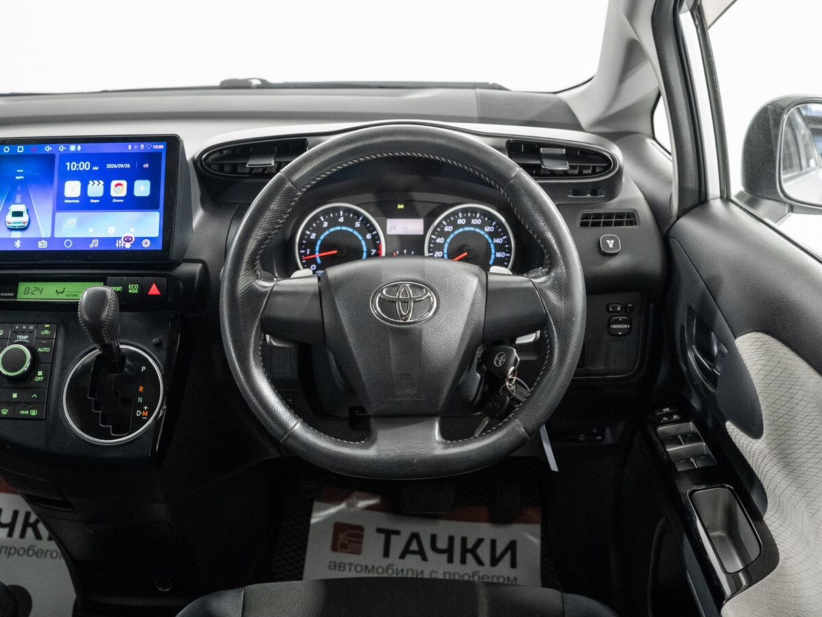 Toyota Wish 2009 - фото автомобиля