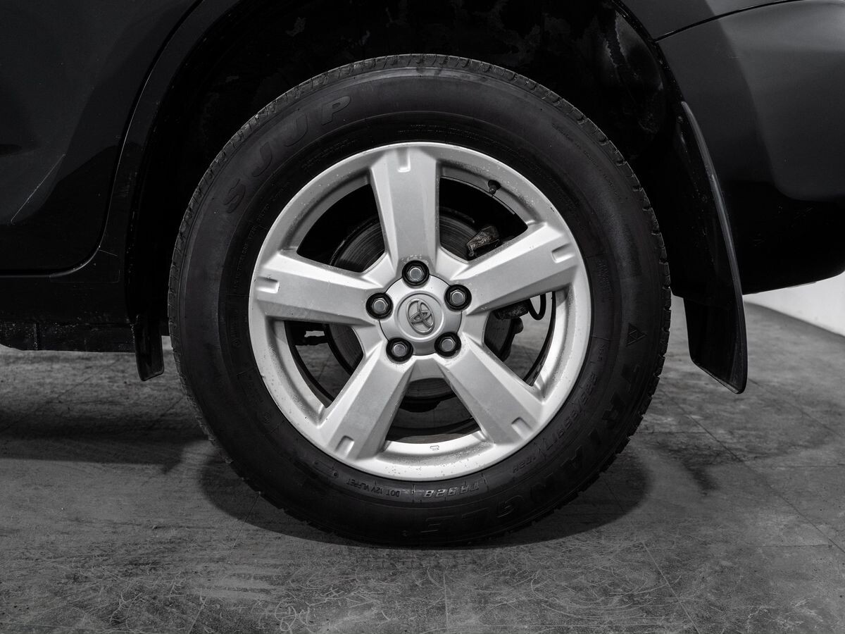 Toyota RAV4 2006 - фото автомобиля