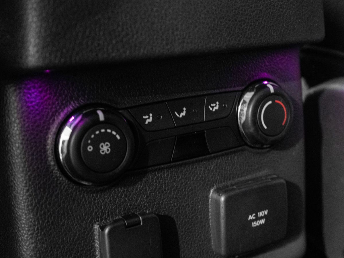 Ford Explorer 2013 - фото автомобиля