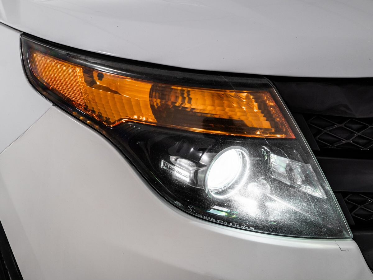 Ford Explorer 2013 - фото автомобиля