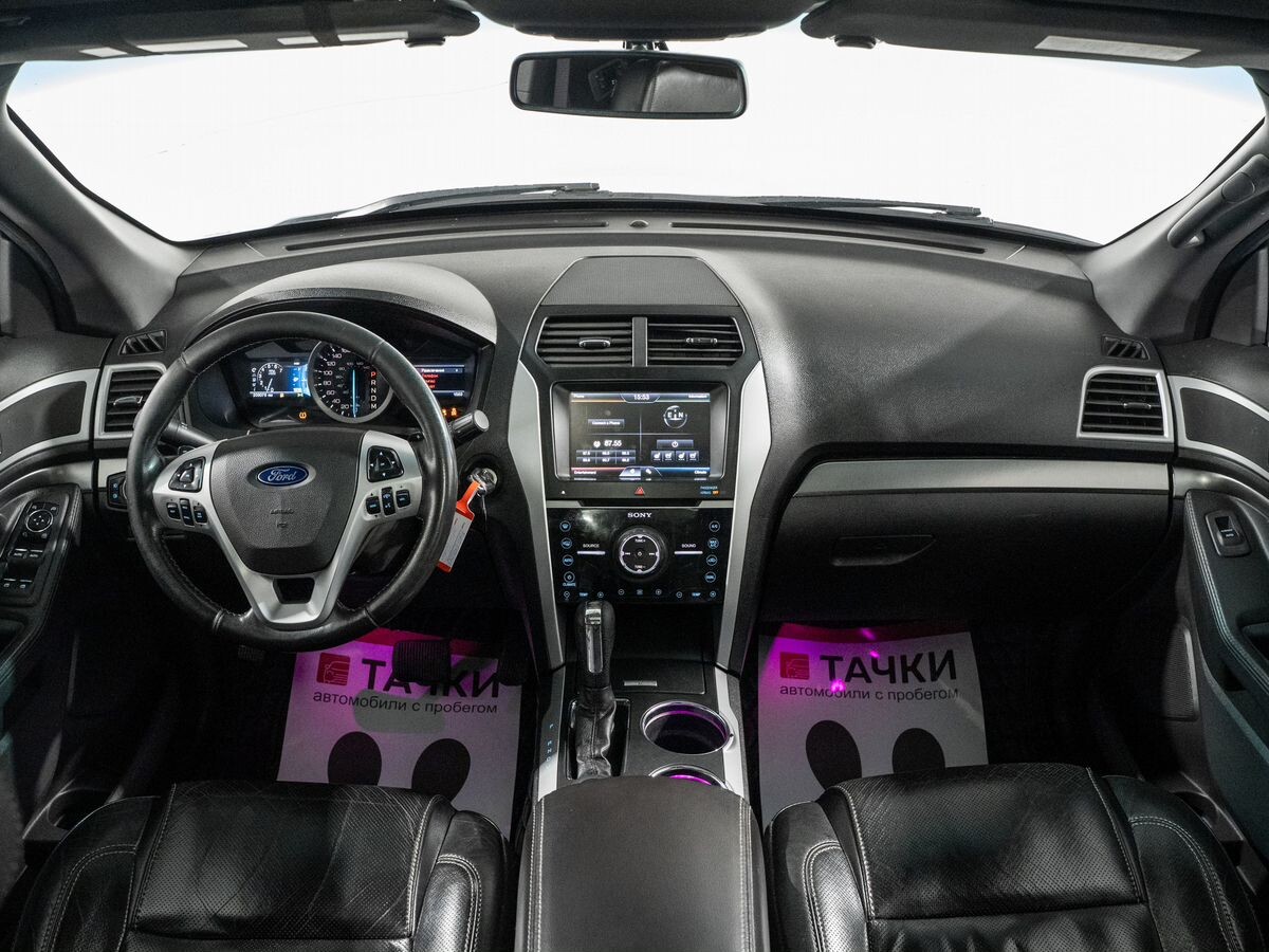 Ford Explorer 2013 - фото автомобиля