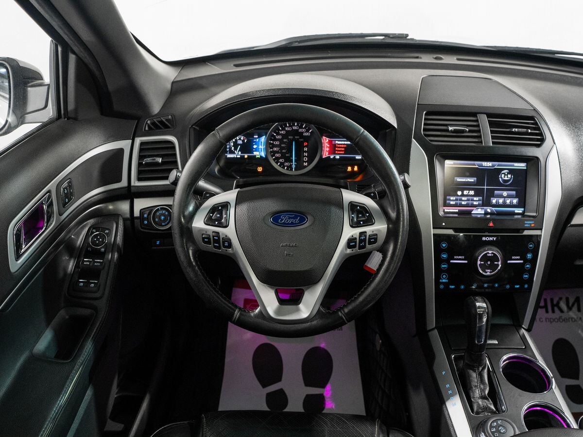 Ford Explorer 2013 - фото автомобиля