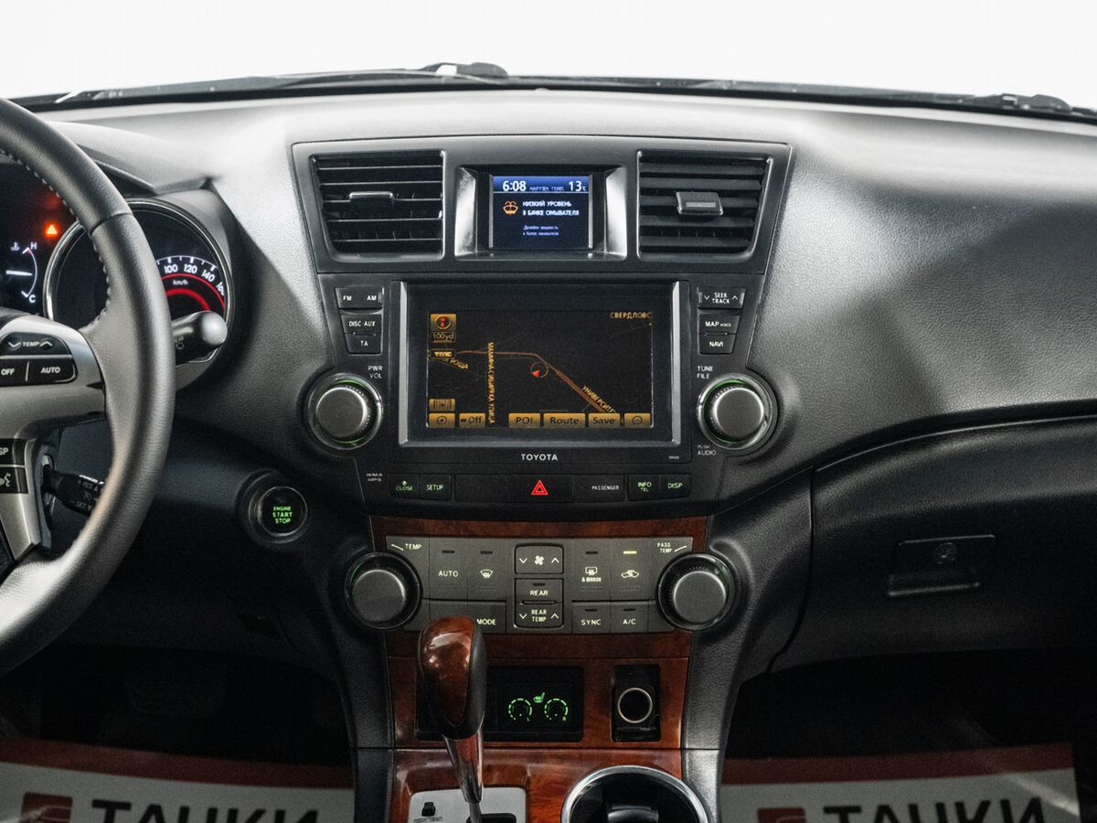 Toyota Highlander 2013 - фото автомобиля