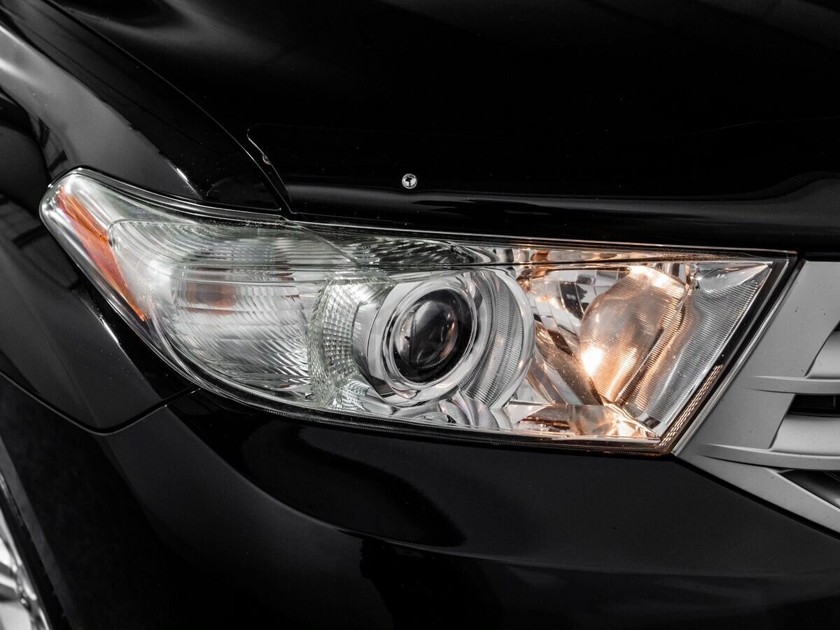 Toyota Highlander 2013 - фото автомобиля