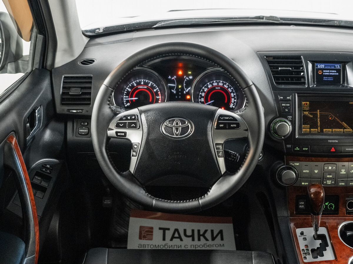 Toyota Highlander 2013 - фото автомобиля