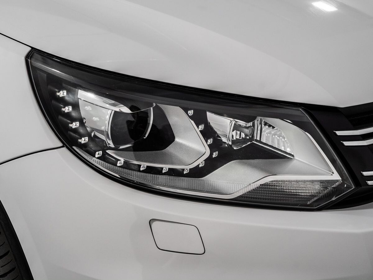 Volkswagen Tiguan 2013 - фото автомобиля