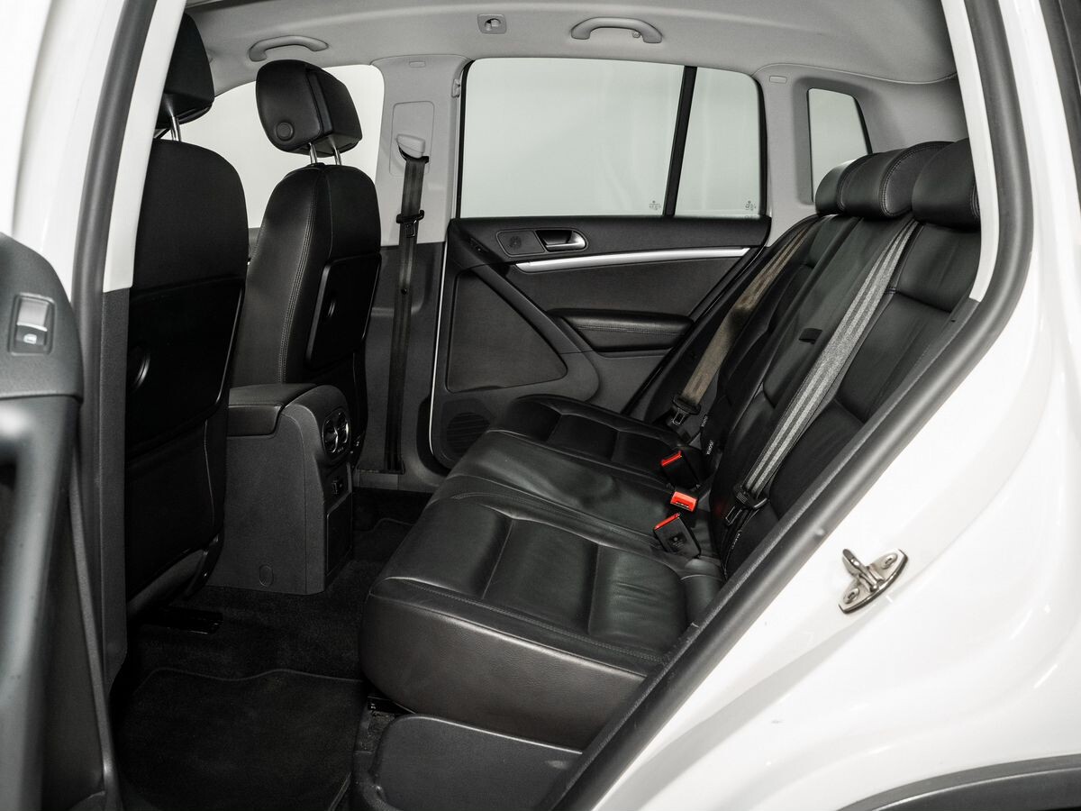 Volkswagen Tiguan 2013 - фото автомобиля