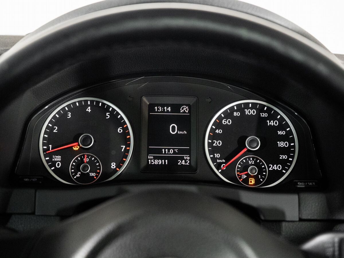 Volkswagen Tiguan 2013 - фото автомобиля