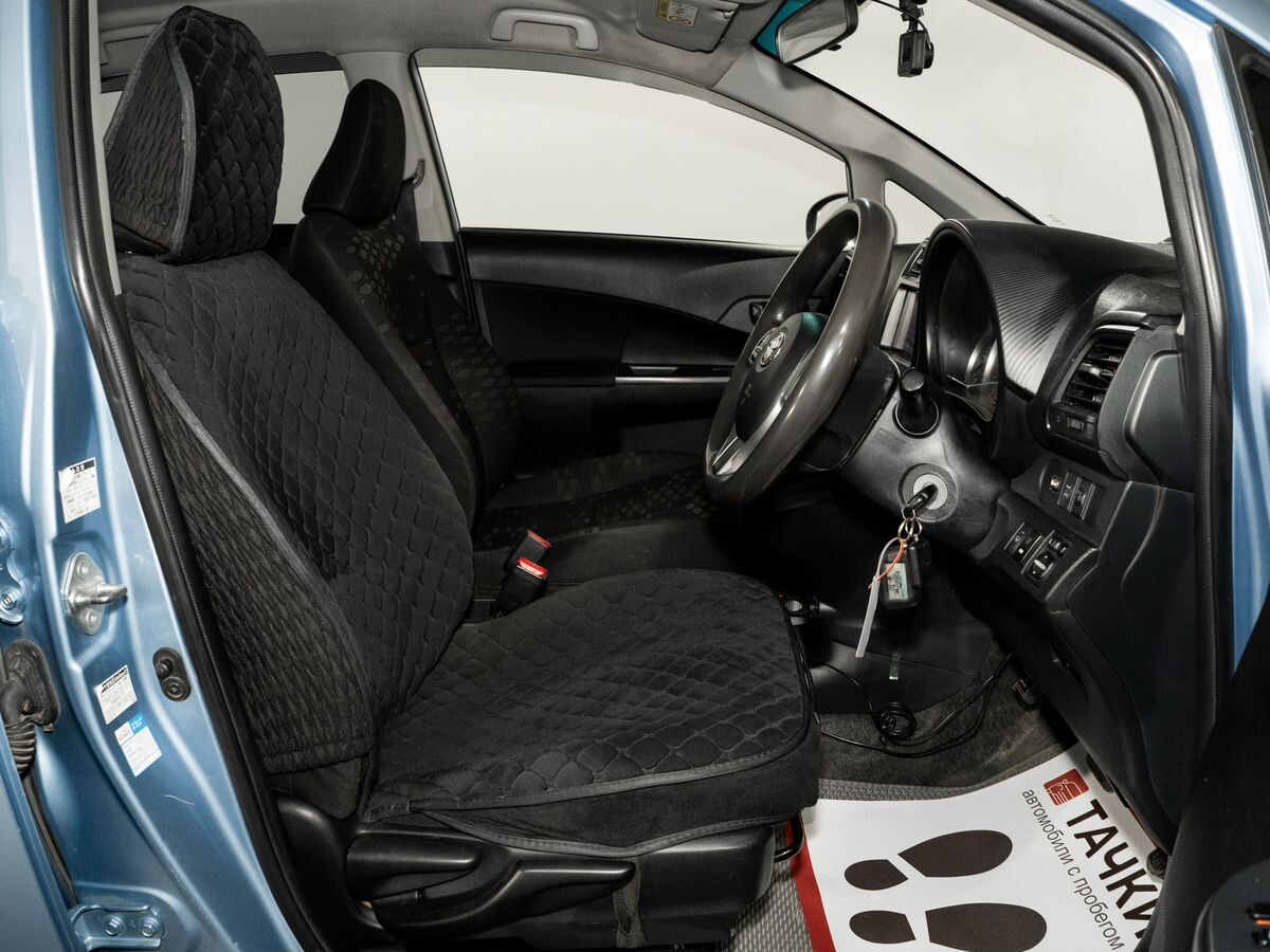 Toyota Ractis 2013 - фото автомобиля