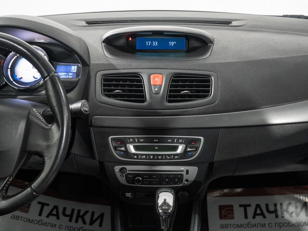 Renault Fluence 2015 - фото автомобиля