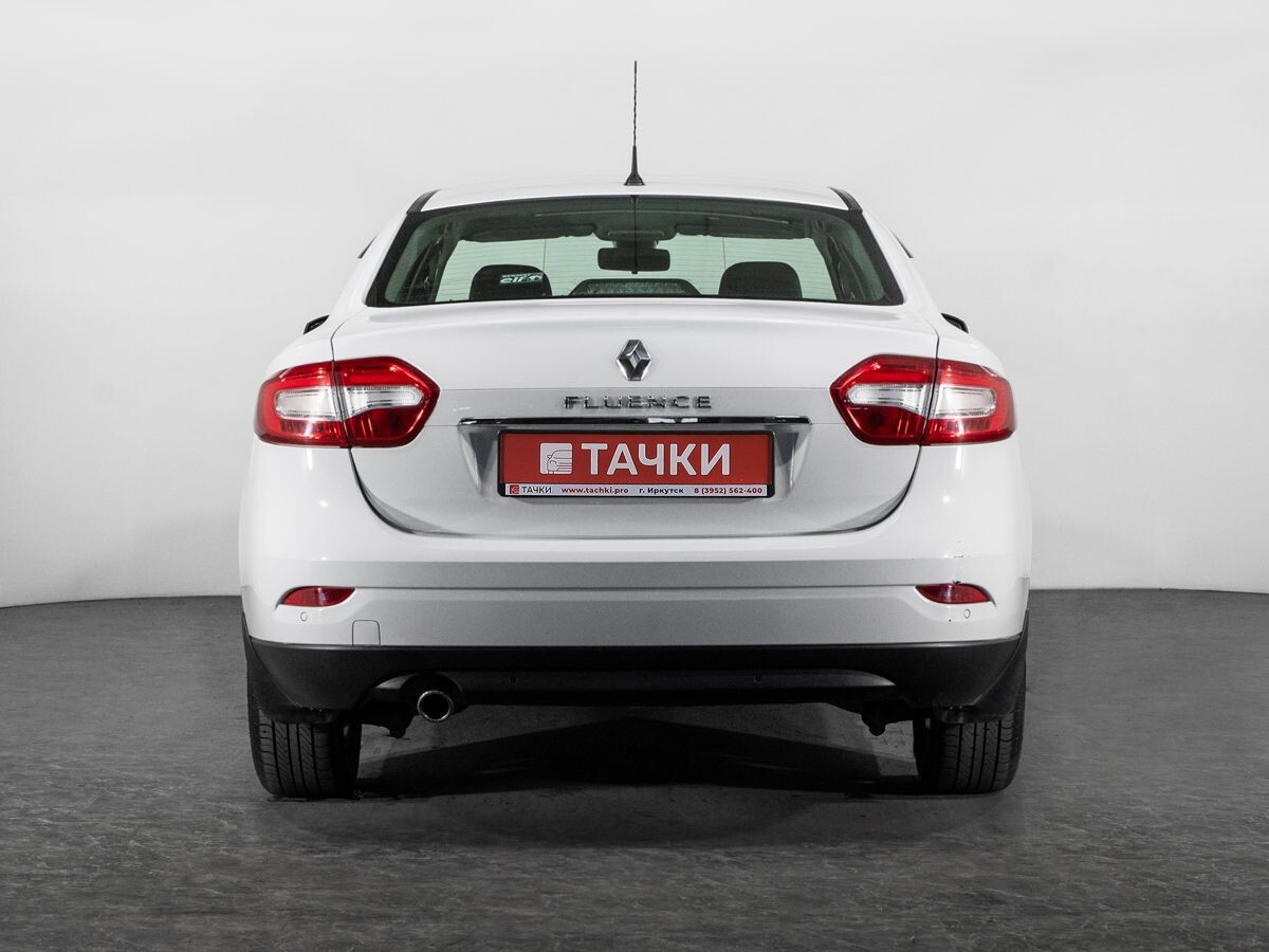 Renault Fluence 2015 - фото автомобиля