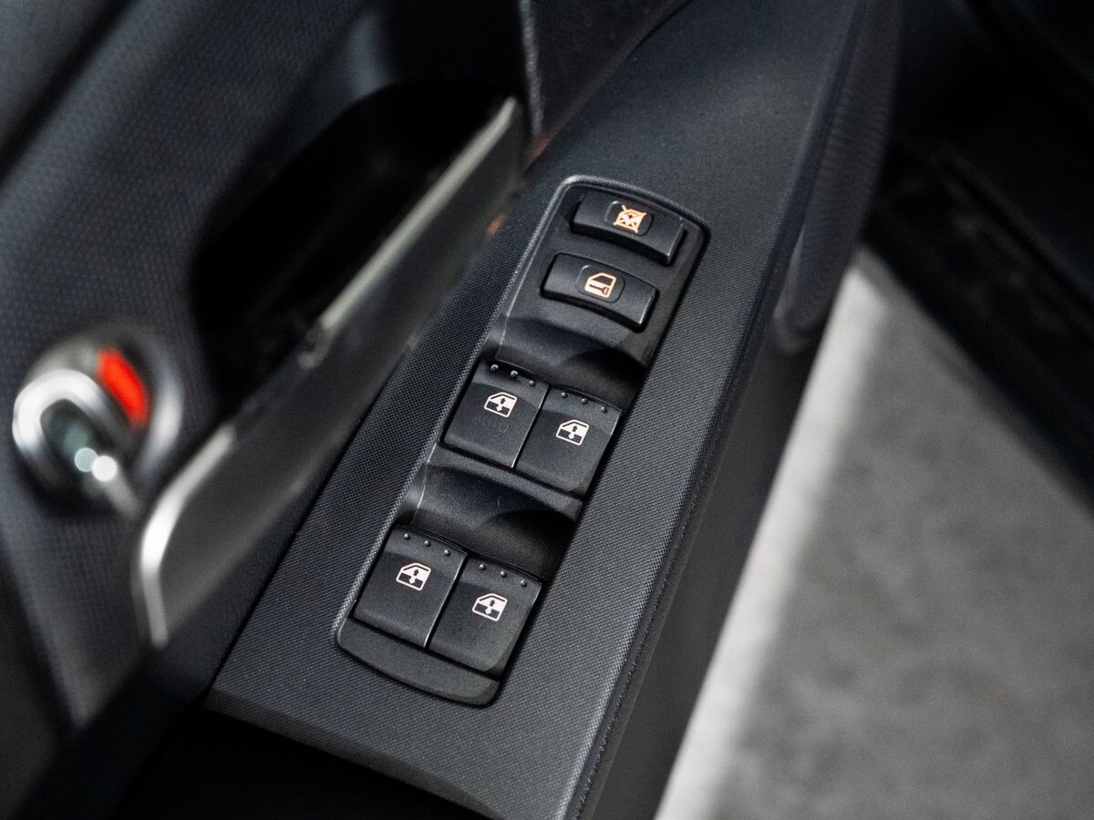SsangYong Kyron 2010 - фото автомобиля