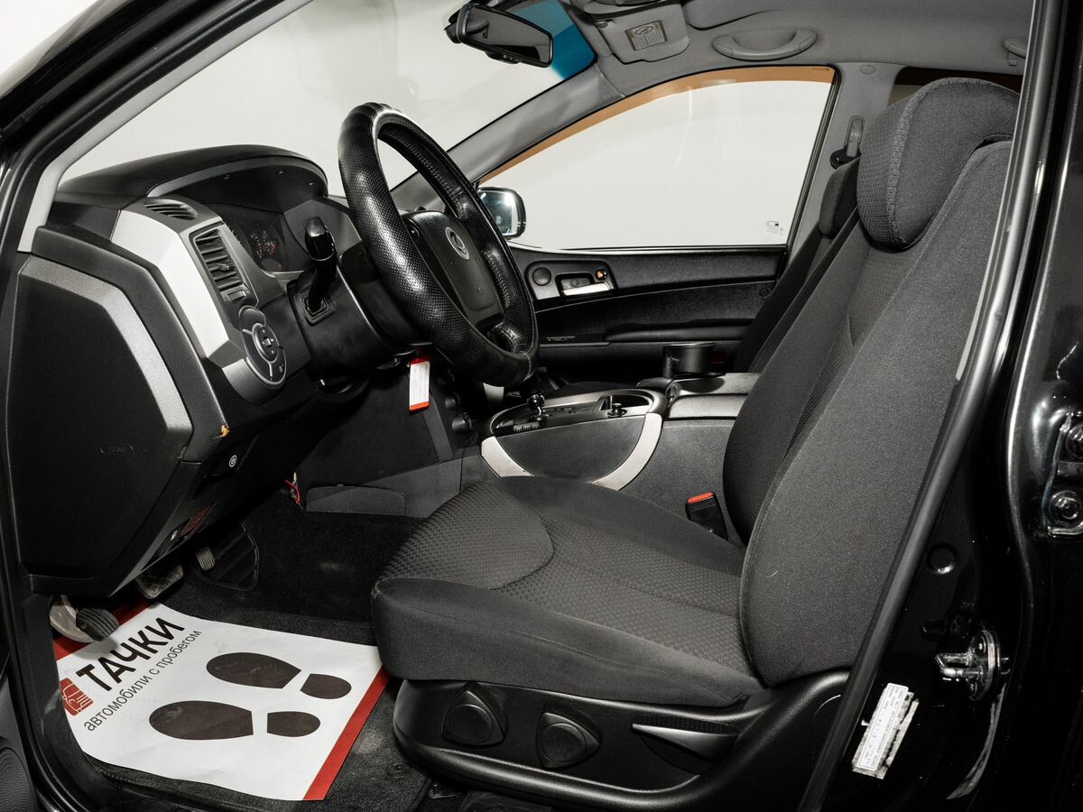 SsangYong Kyron 2010 - фото автомобиля