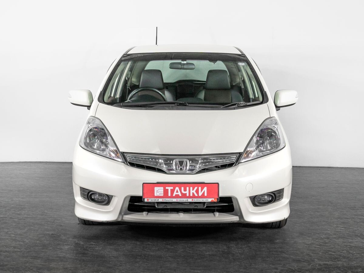 Honda Fit Shuttle 2012 - фото автомобиля