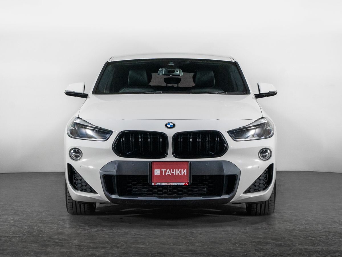 BMW X2 2018 - фото автомобиля