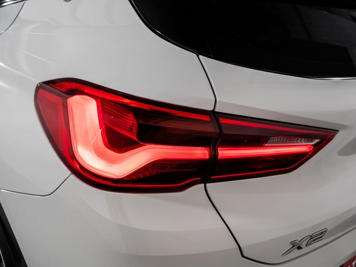 BMW X2 2018 - фото автомобиля