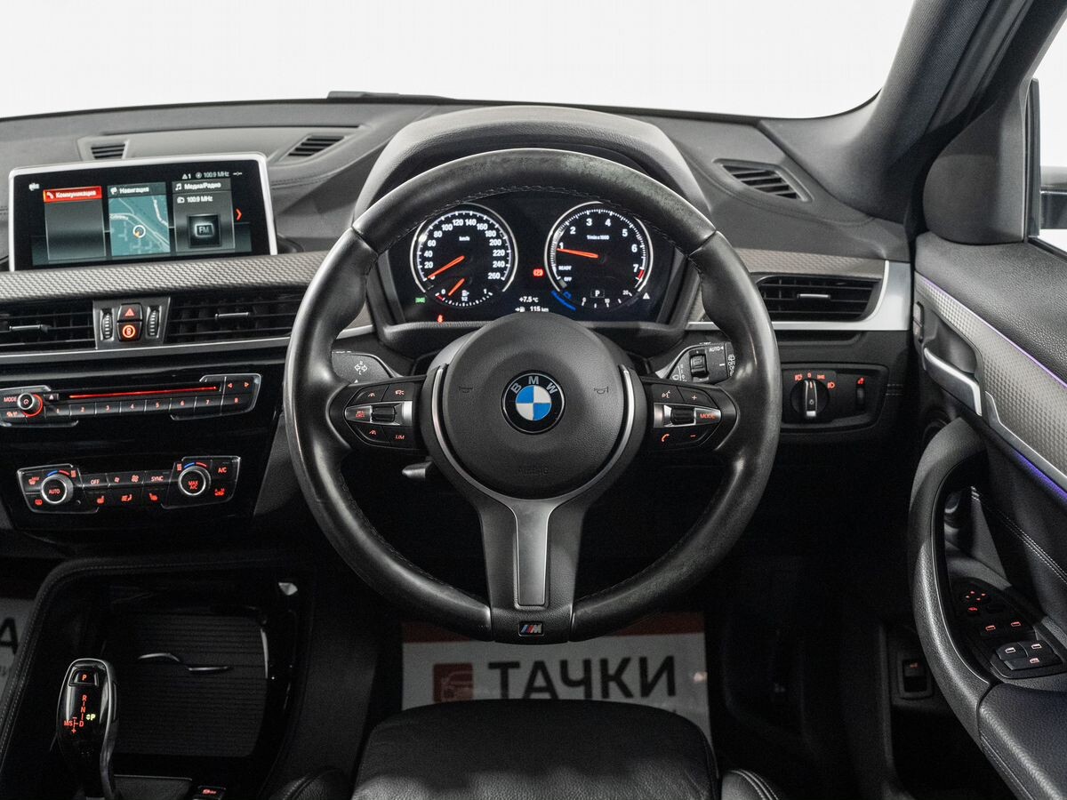 BMW X2 2018 - фото автомобиля