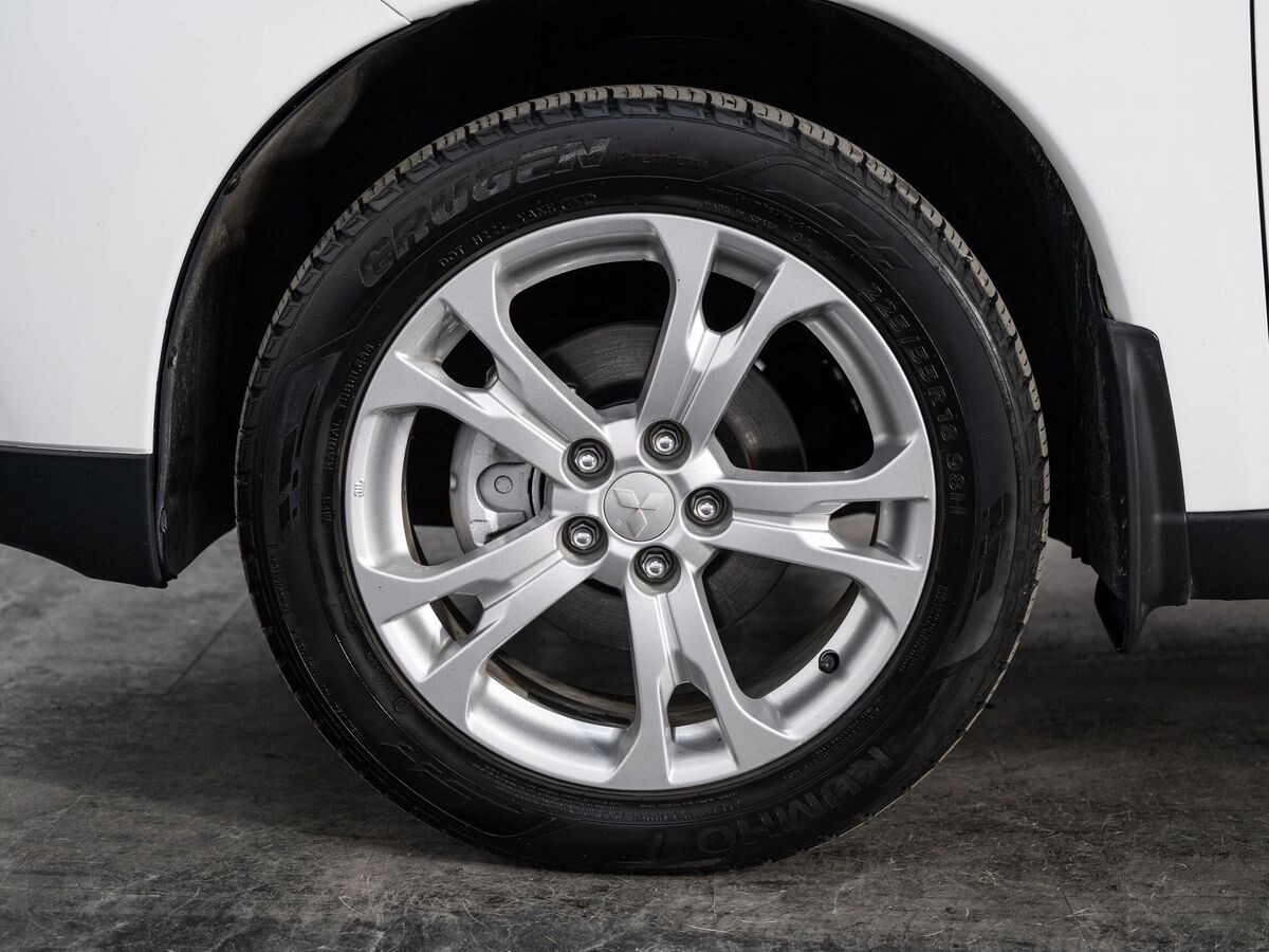 Mitsubishi Outlander 2013 - фото автомобиля