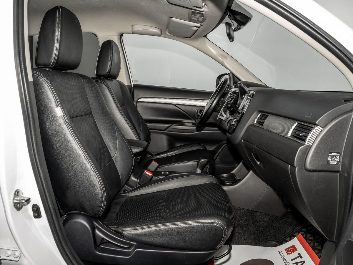 Mitsubishi Outlander 2013 - фото автомобиля