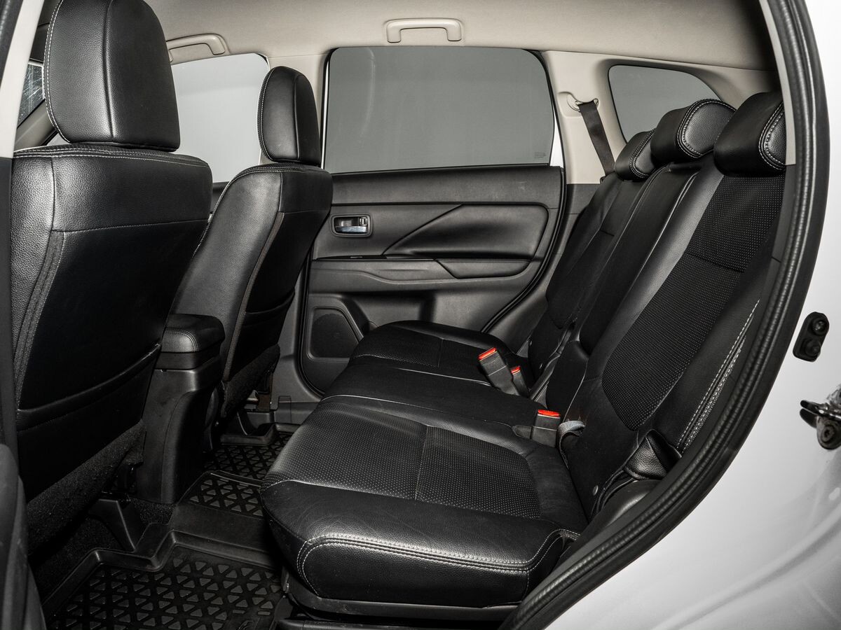 Mitsubishi Outlander 2013 - фото автомобиля
