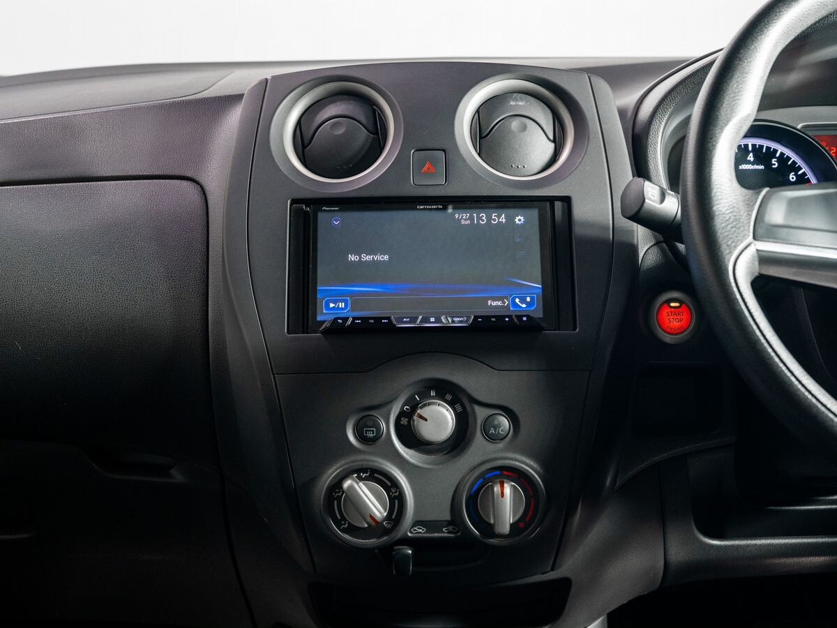 Nissan Note 2017 - фото автомобиля