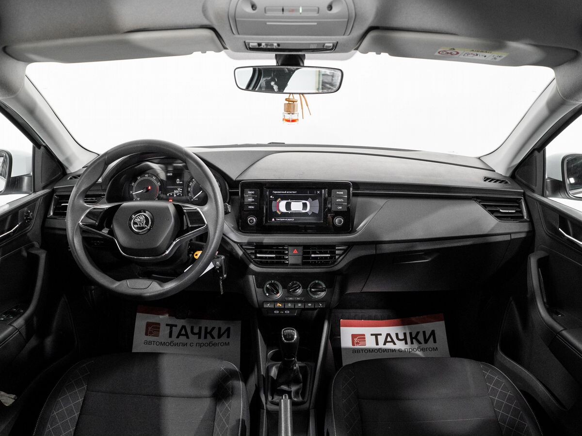 Skoda Rapid 2021 - фото автомобиля