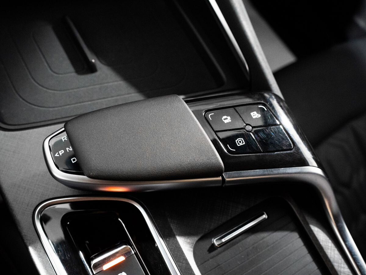 Changan UNI-T 2022 - фото автомобиля