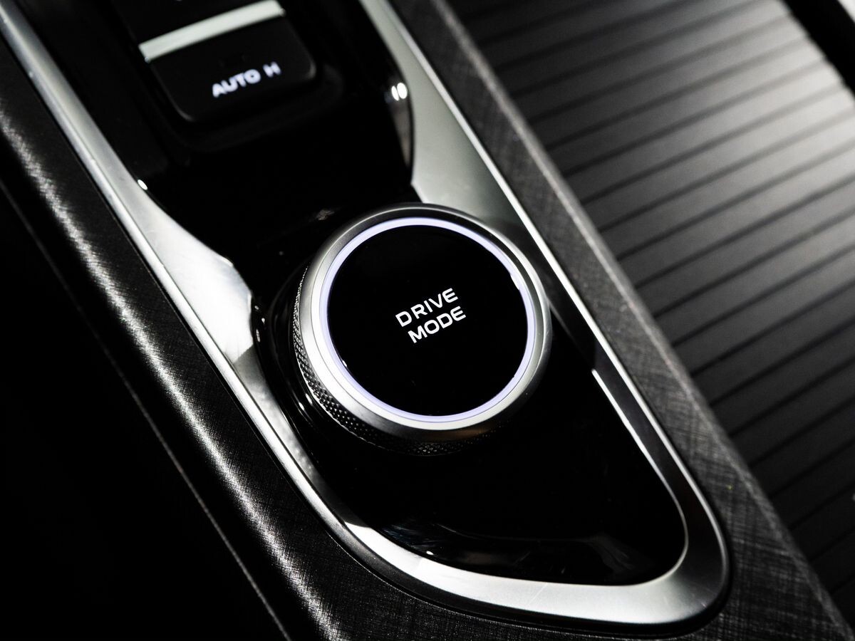 Changan UNI-T 2022 - фото автомобиля