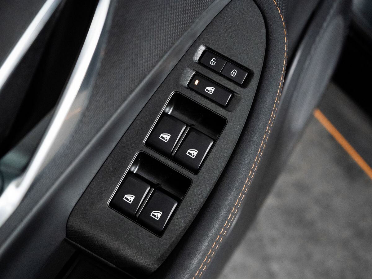 Changan UNI-T 2022 - фото автомобиля