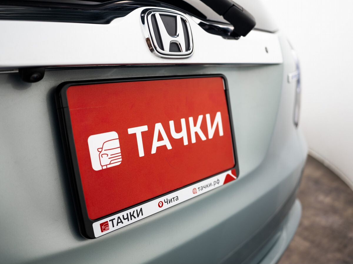 Honda Fit Shuttle 2012 - фото автомобиля