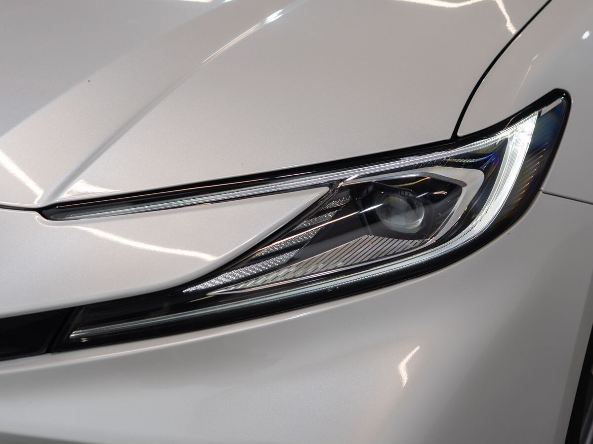Toyota Camry 2024 - фото автомобиля