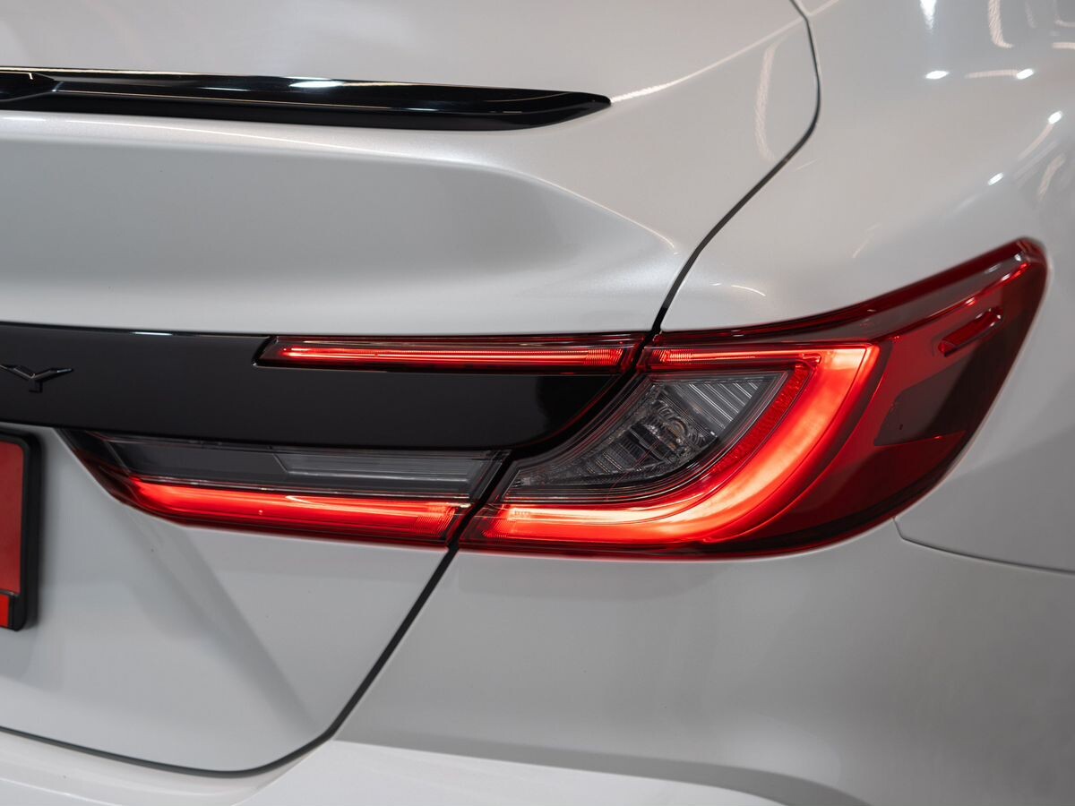 Toyota Camry 2024 - фото автомобиля