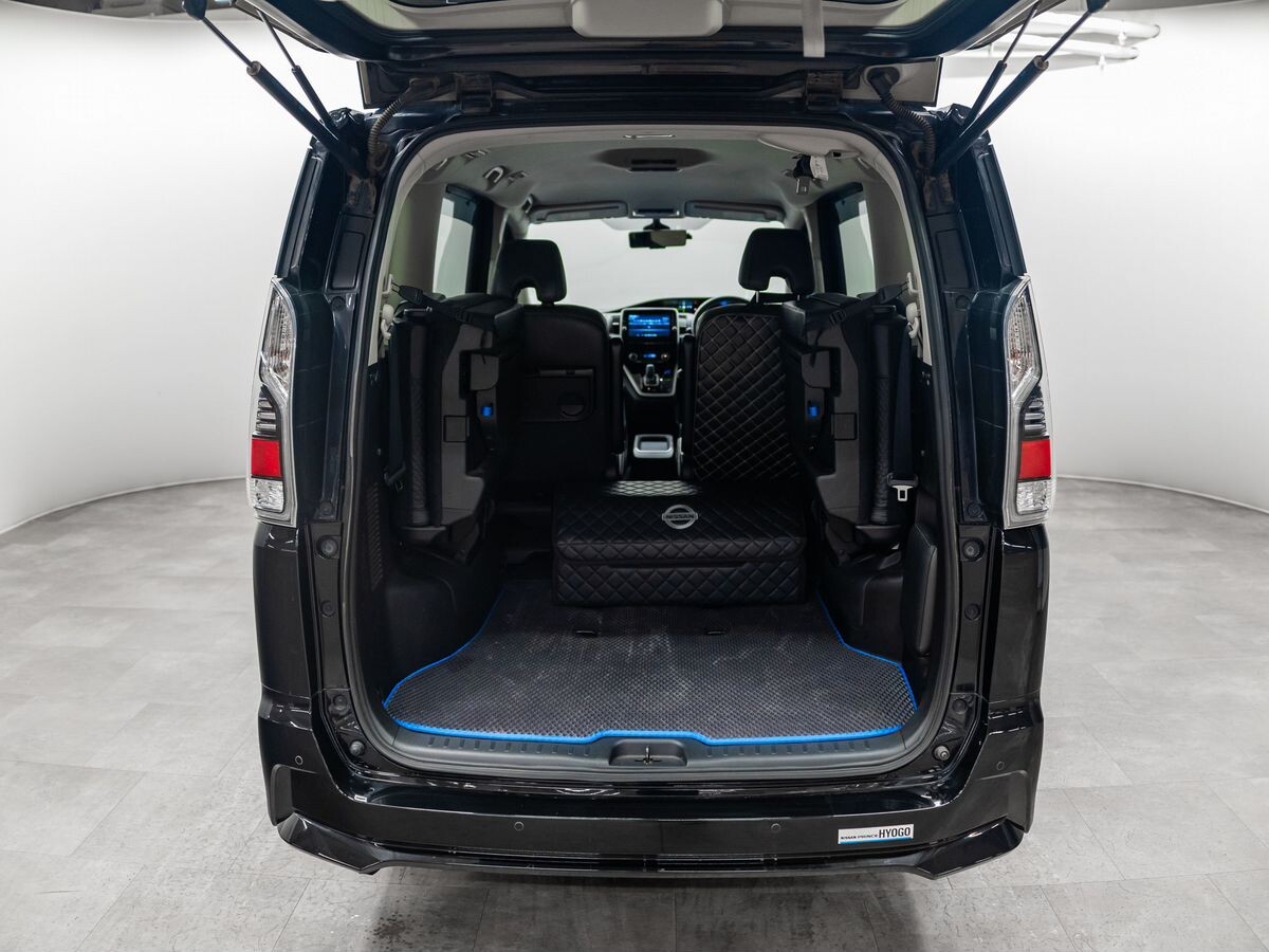 Nissan Serena 2019 - фото автомобиля
