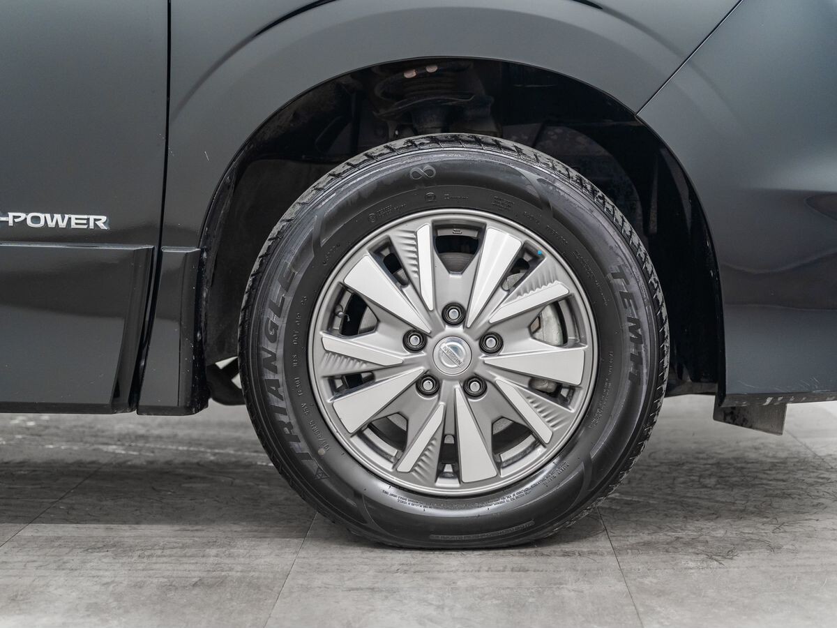 Nissan Serena 2019 - фото автомобиля