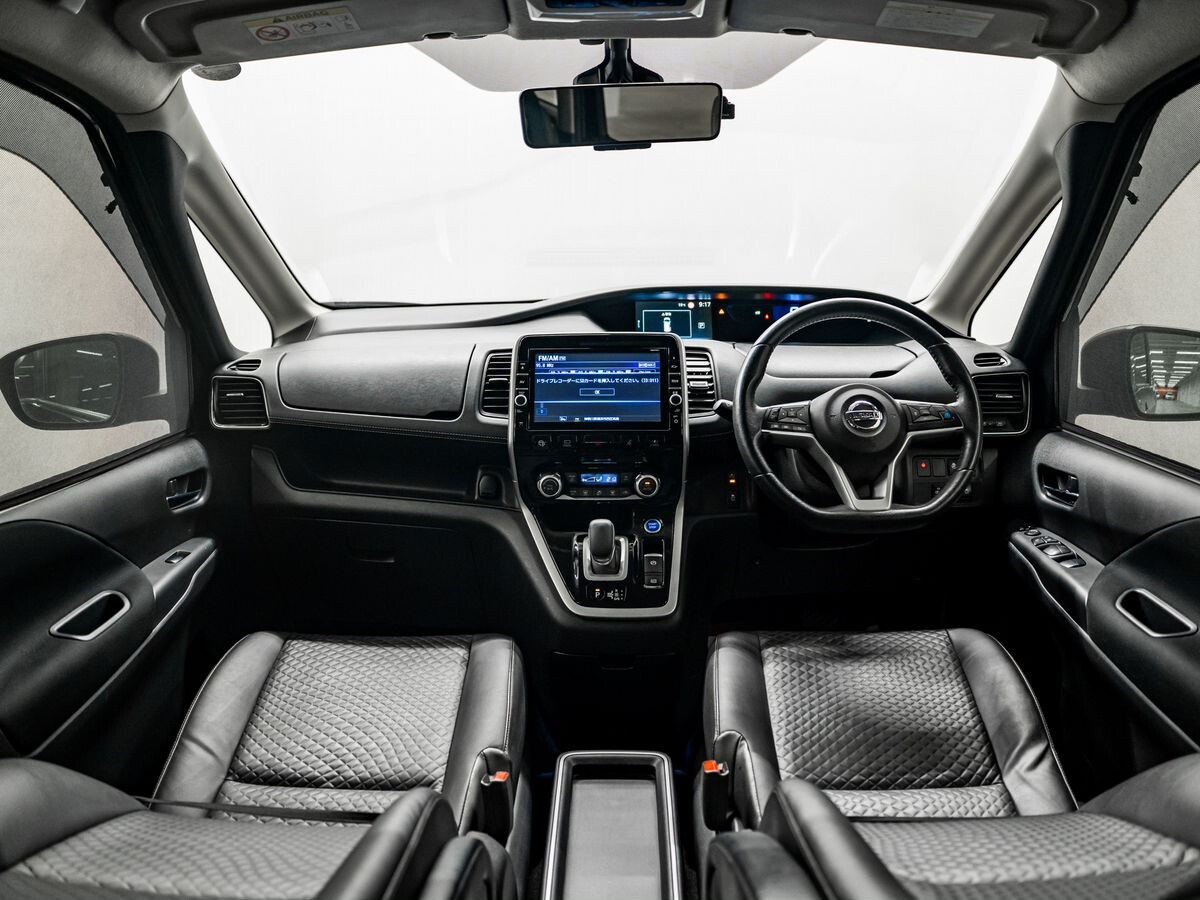 Nissan Serena 2019 - фото автомобиля