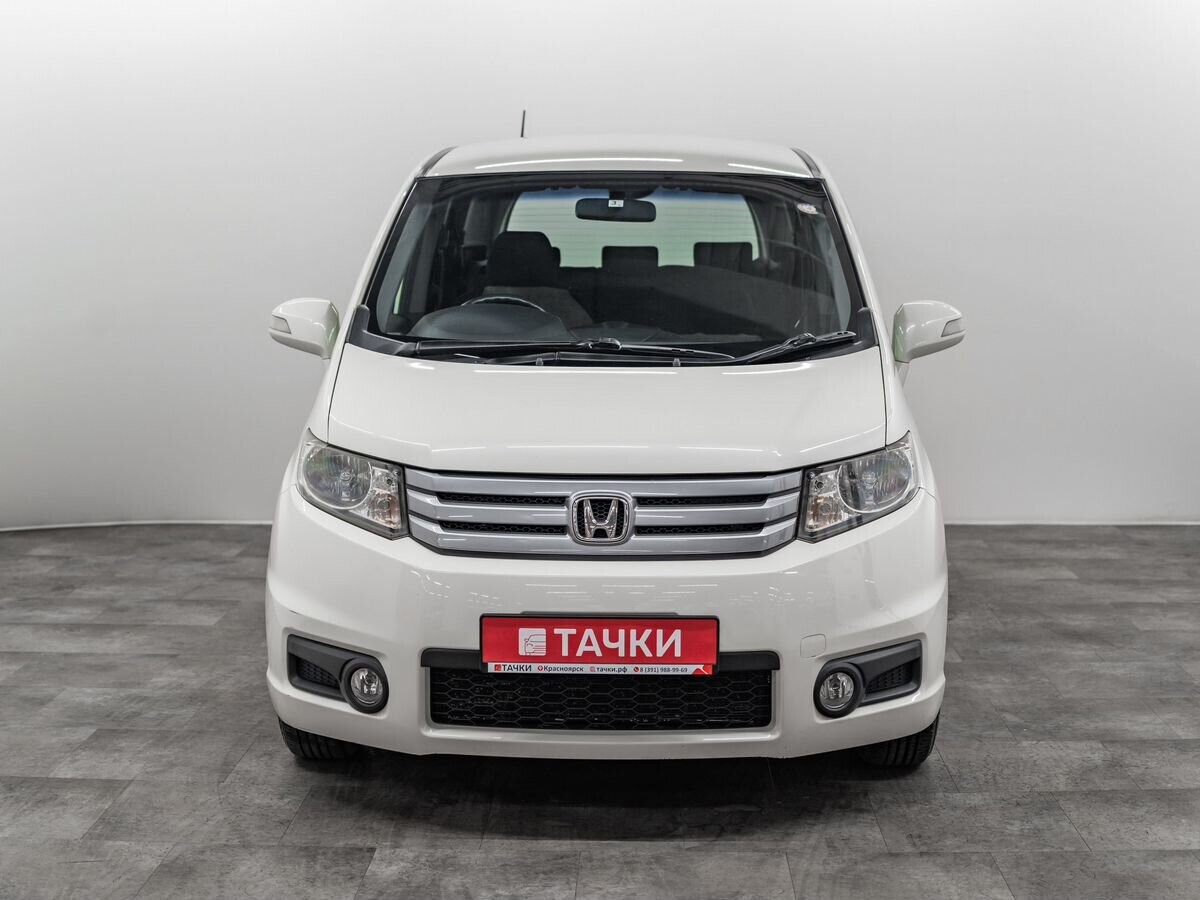 Honda Freed Spike 2012 - фото автомобиля