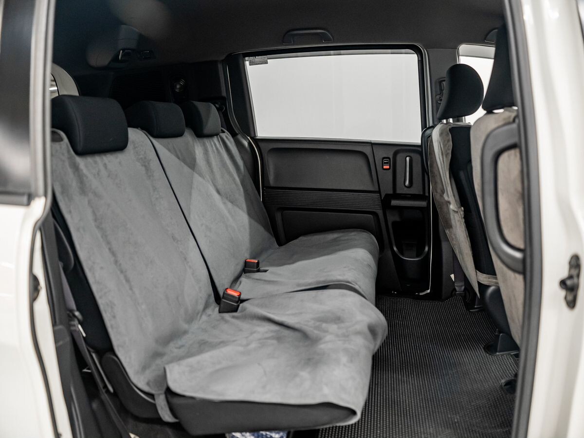 Honda Freed Spike 2012 - фото автомобиля
