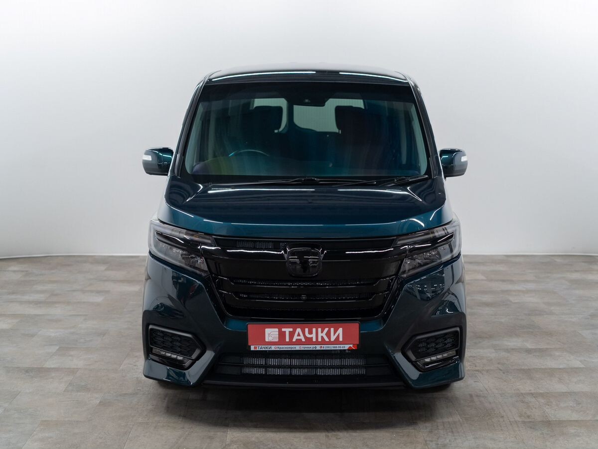 Honda Stepwgn 2017 - фото автомобиля