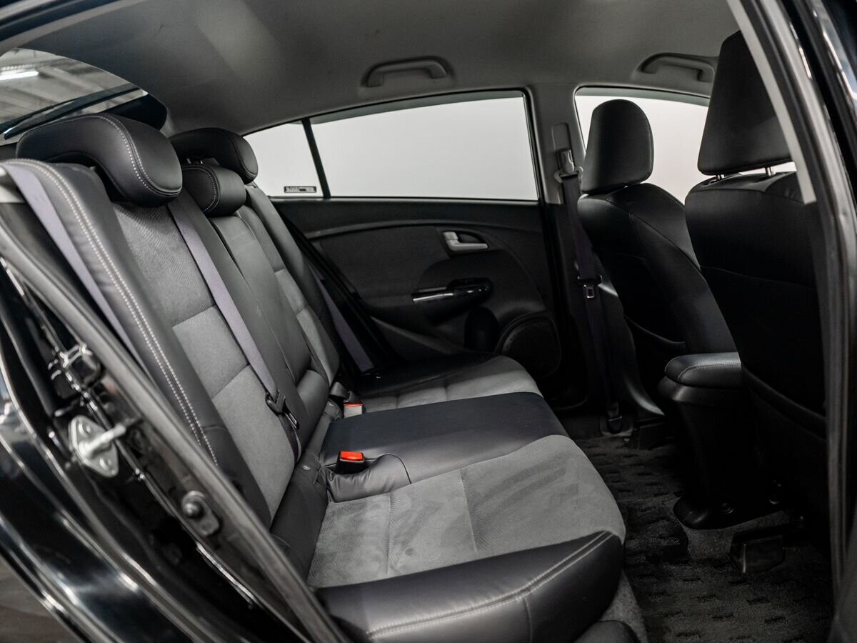 Honda Insight 2012 - фото автомобиля