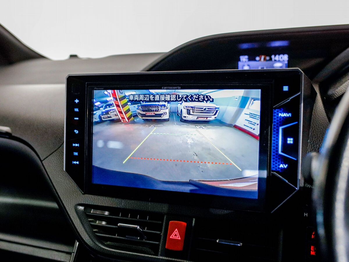 Toyota Voxy 2018 - фото автомобиля