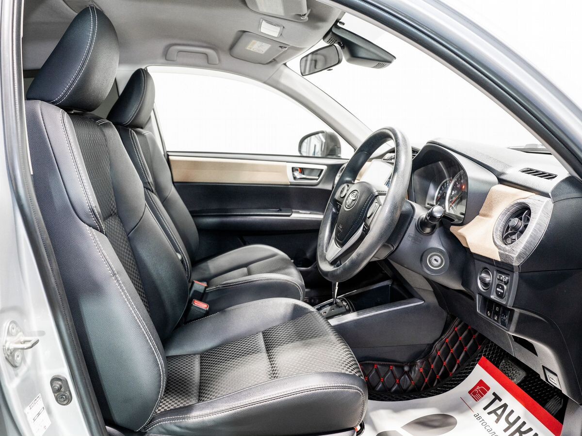 Toyota Corolla Fielder 2015 - фото автомобиля