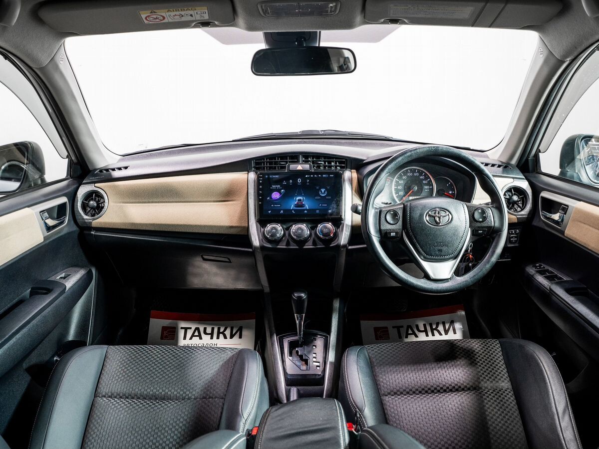 Toyota Corolla Fielder 2015 - фото автомобиля