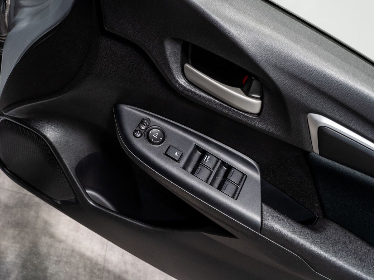 Honda Fit 2013 - фото автомобиля