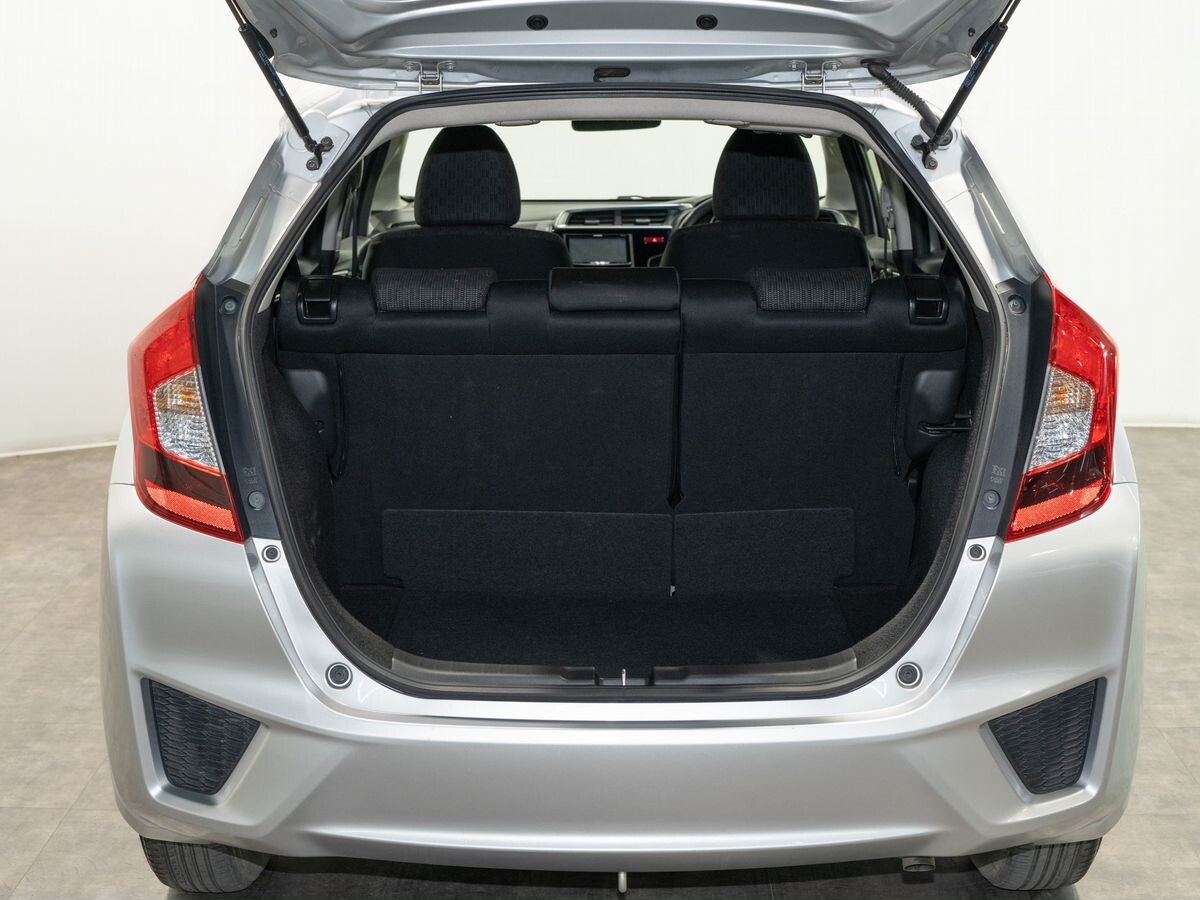 Honda Fit 2013 - фото автомобиля