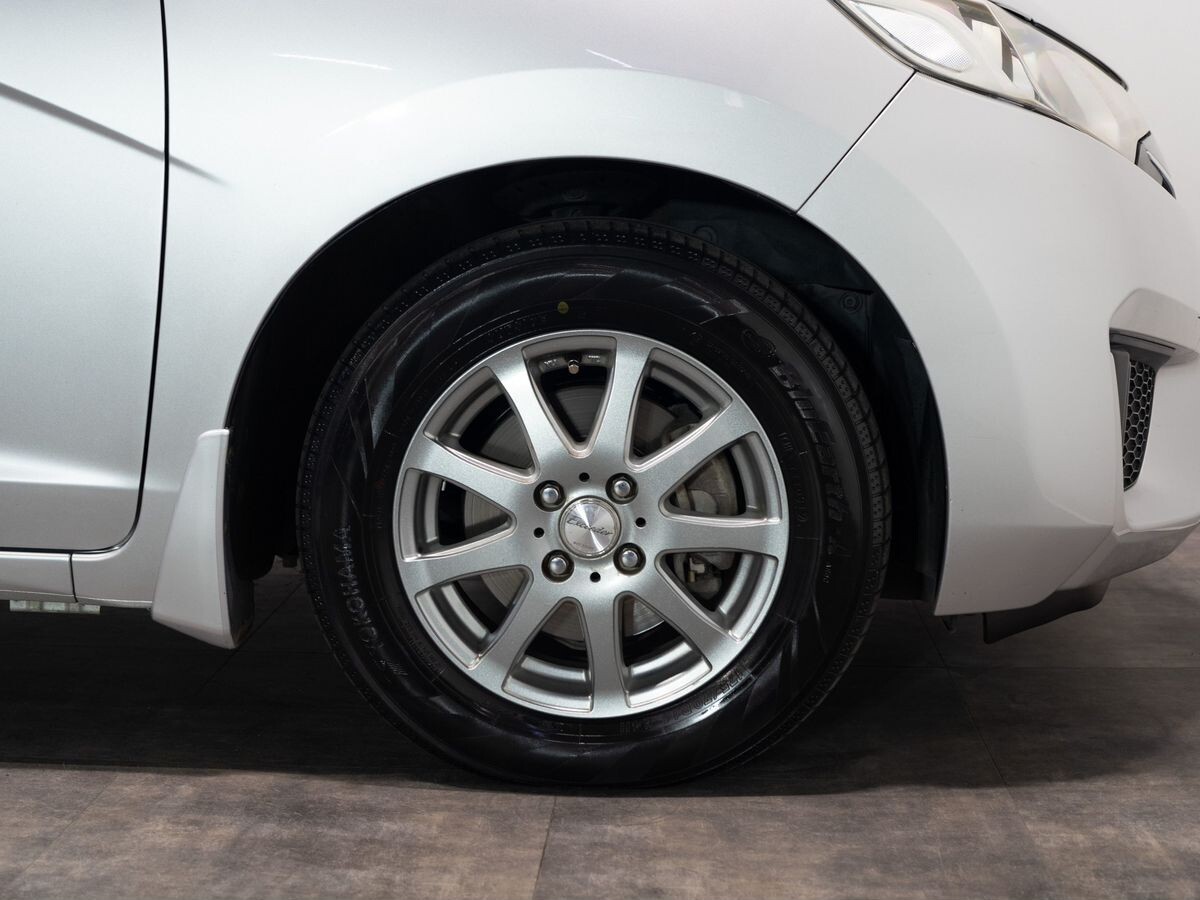 Honda Fit 2013 - фото автомобиля