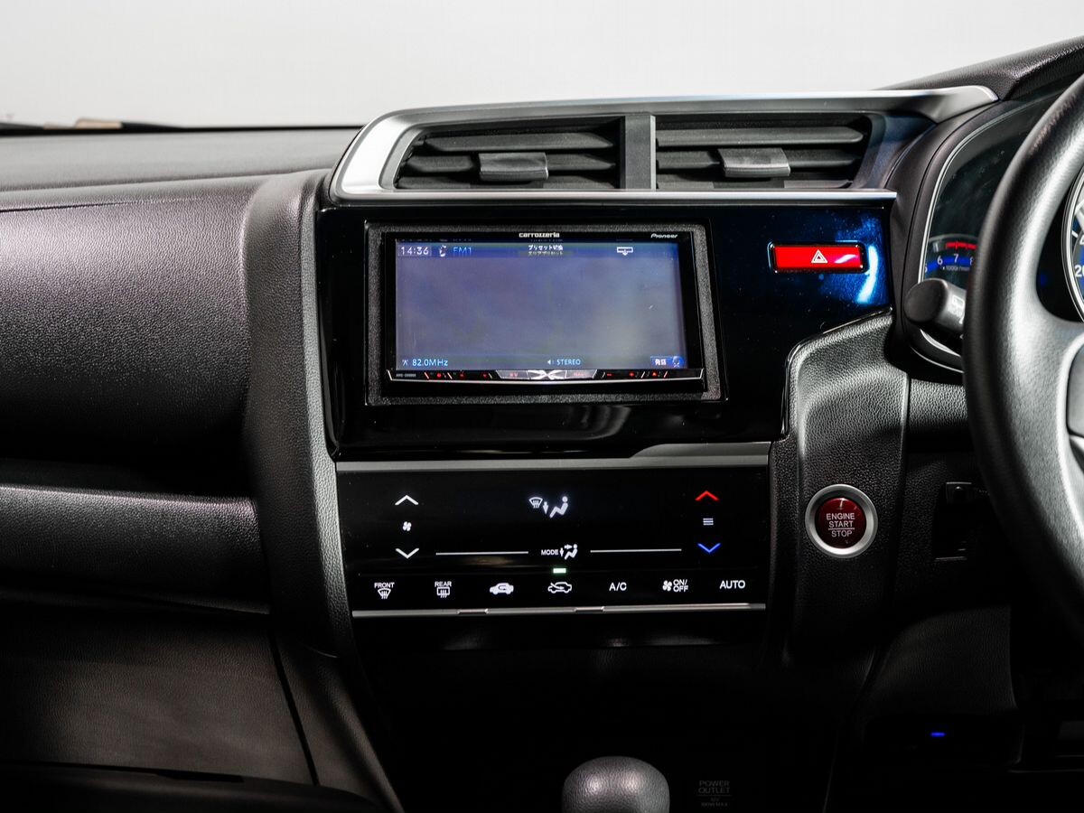 Honda Fit 2013 - фото автомобиля