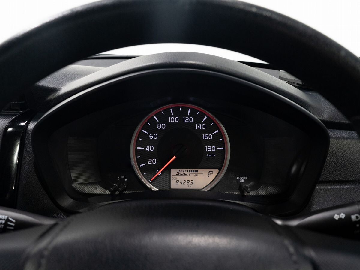 Toyota Corolla Axio 2016 - фото автомобиля