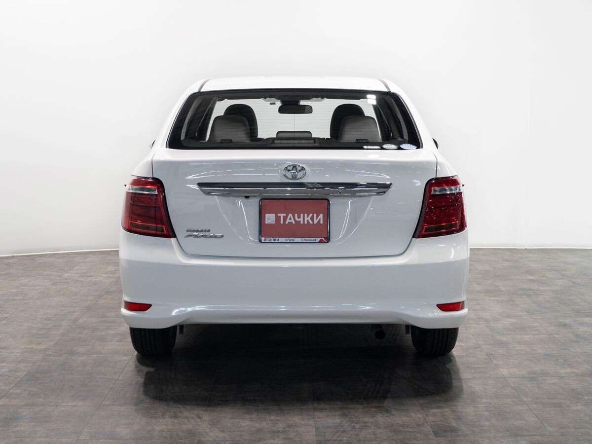 Toyota Corolla Axio 2016 - фото автомобиля