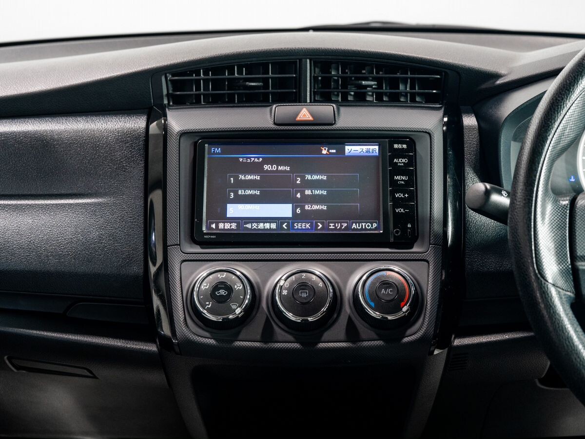 Toyota Corolla Axio 2016 - фото автомобиля