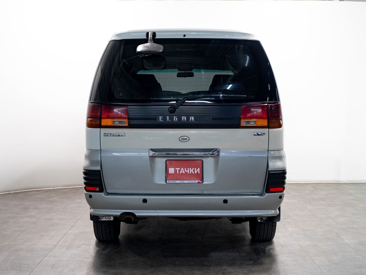 Nissan Elgrand 1997 - фото автомобиля